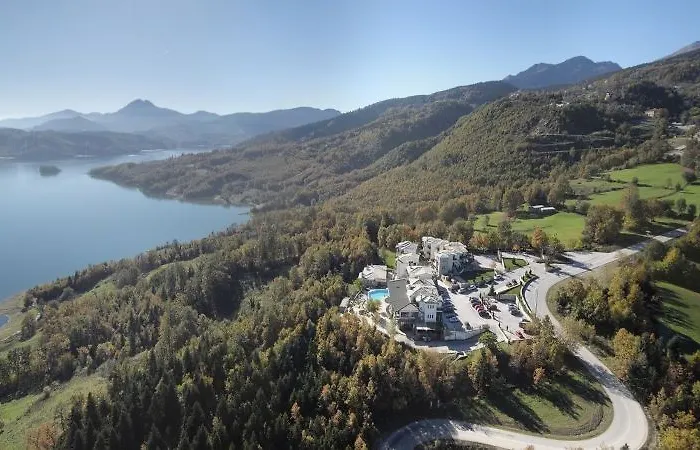 Naiades & Conference 4*