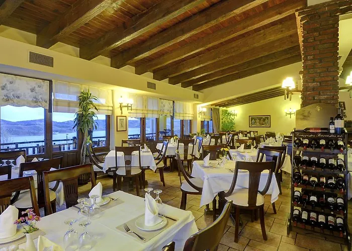 Naiades & Conference Hotel