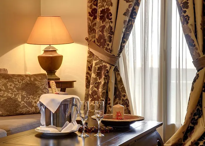 Naiades & Conference Neochori (Karditsa)