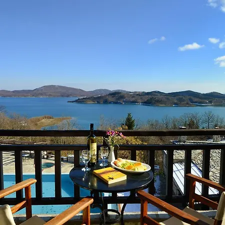 فندق Naiades & Conference