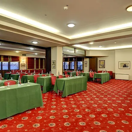 Hotel Naiades & Conference 4*
